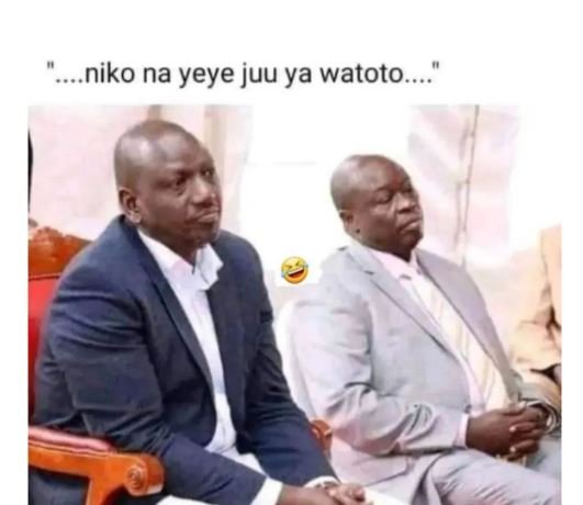 Niko na yeye juu ya watoto.