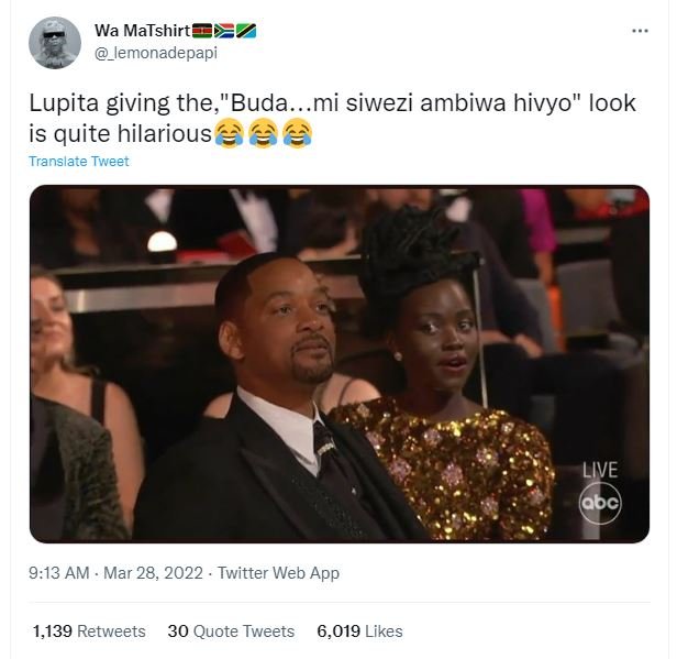 Wa matshirt lemonadepapi lupita giving the,buda..mi siwezi ambiwa hivyo look is