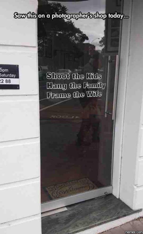 Sawlhis on a photogrqphers6hop today 5pm salurday 2 88 shoot ghe kdds hang dhe g