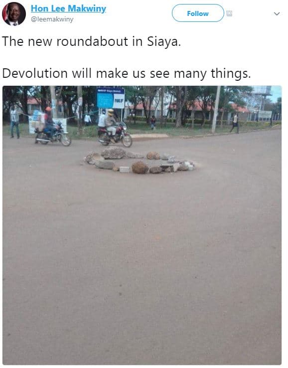 Hon lee makwiny leemakwiny follow the new roundabout in siaya. devolution will m
