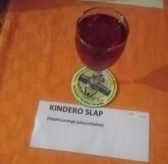 Kindero slap apples,orange juice redwlne