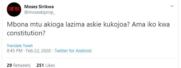Moses sirikwa moseskiprop mbona mtu akioga lazima askie kukojoa? ama iko kwa con