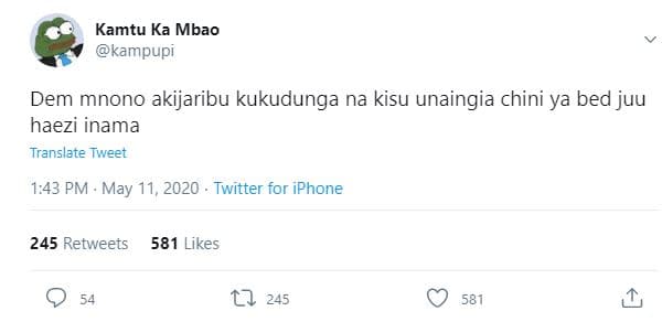 Kamtu ka mbao kampupi dem mnono akijaribu kukudunga na kisu unaingia chini ya be