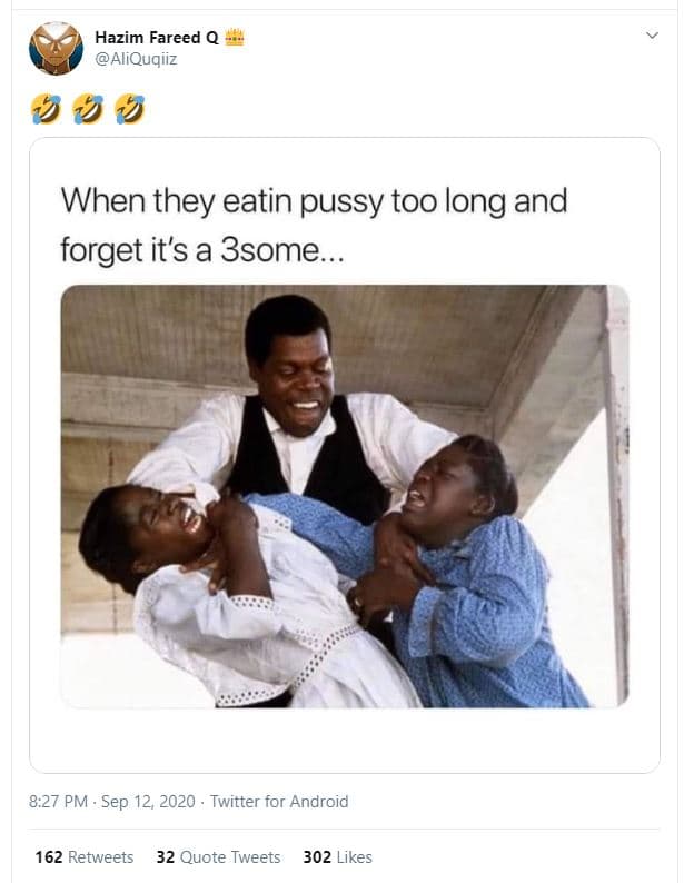 Hazim fareed q aliquqiiz when they eatin pussy too long and forget it's a 3some.