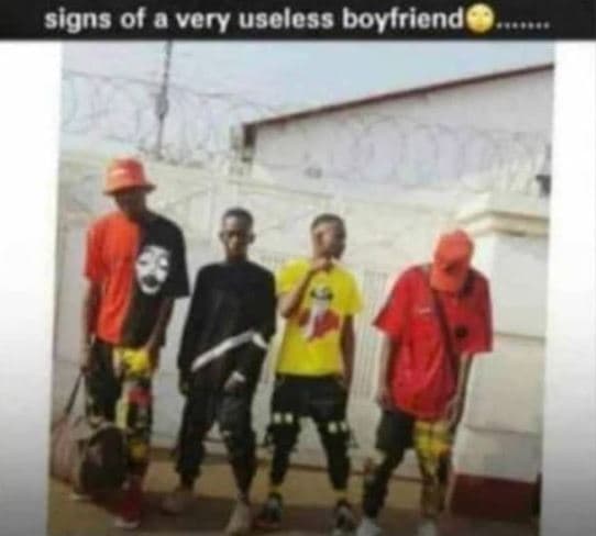 Signs of a very useless boytriend