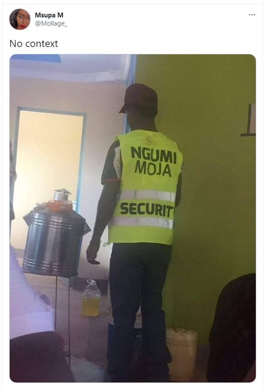 Msupa m mollage no context ngumi młja securit