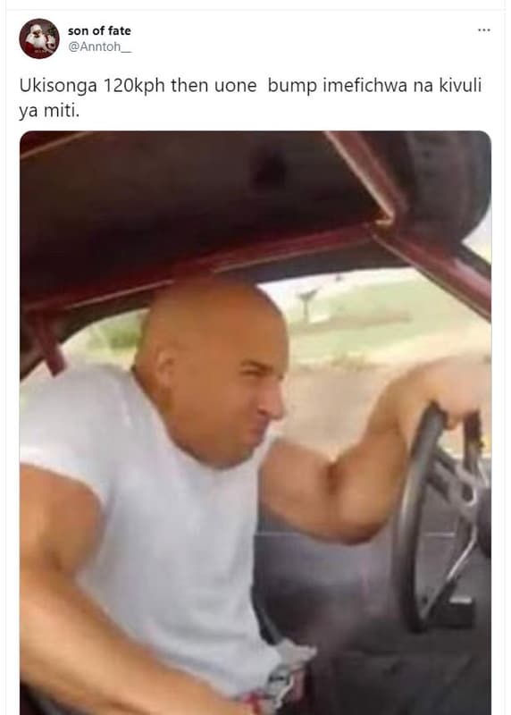 Son of fate anntoh ukisonga 12okph then uone bump imefichwa na kivuli ya miti.