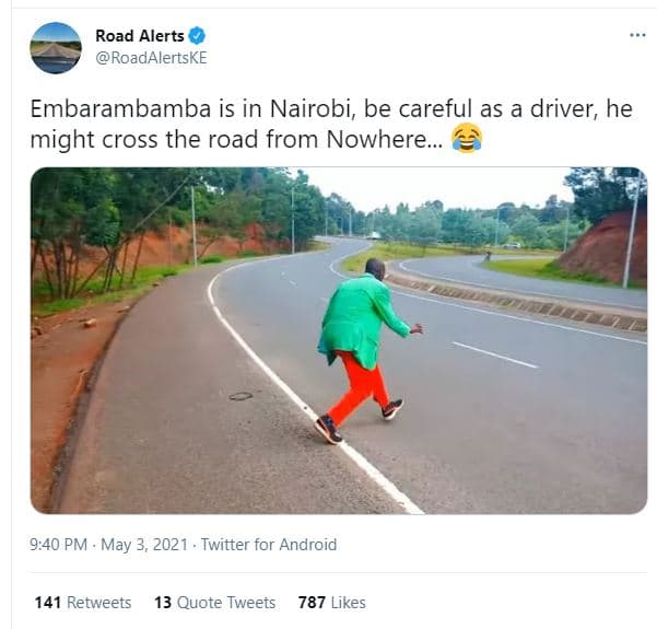 Road alerts roadalertske embarambamba is in nairobi, be careful as a driver , he