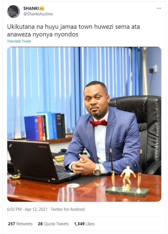 Shanki shankiaustine ukikutana na huyu jamaa town huwezi sema ata anaweza nyonya