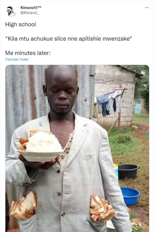 Kimanzitw kimanzi _ high school kila mtu achukue slice nne apitishie mwenzake me