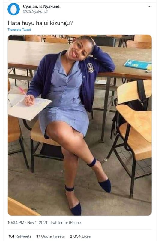 Cyprian, is nyakundi cisnyakundi hata huyu hajui kizungu? translate tweet 10.34