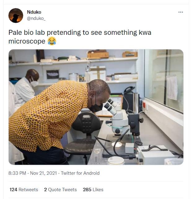 Nduko nauko_ pale bio lab pretending to see something kwa microscope 8.33 pm nov