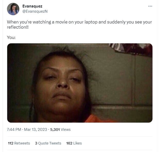 Evansquez evansquezn when you're watching a movie on your laptop and suddenly yo