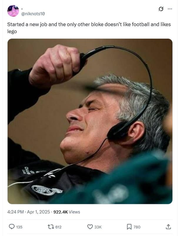 Niknotsı0 started a new job and the only other bloke doesn't like football and l