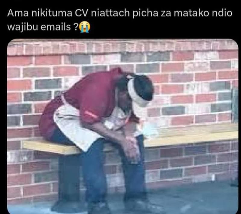 Ama nikituma cv niattach picha za matako ndio wajibu emails ?