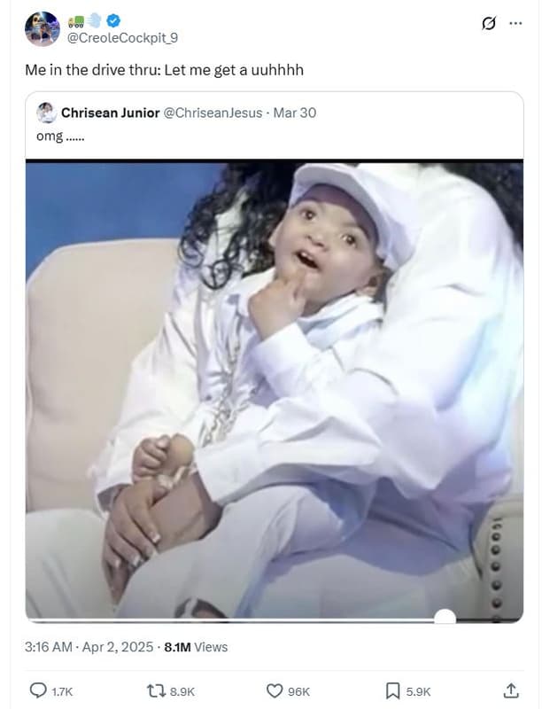 Creolecockpit_9 me in the drive thru let me get a uuhhhh chrisean junior chrisea